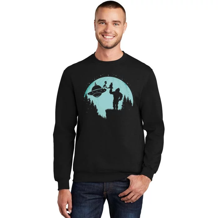 Bigfoot Holding A Cat Funny Alien Riding Ufo Sasquatch Cat Tall Sweatshirt