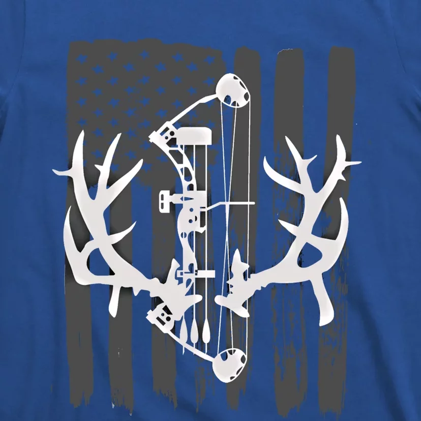 Bow Hunting Cool Gift: American Flag Archery Cool Gift For Hunters T-Shirt