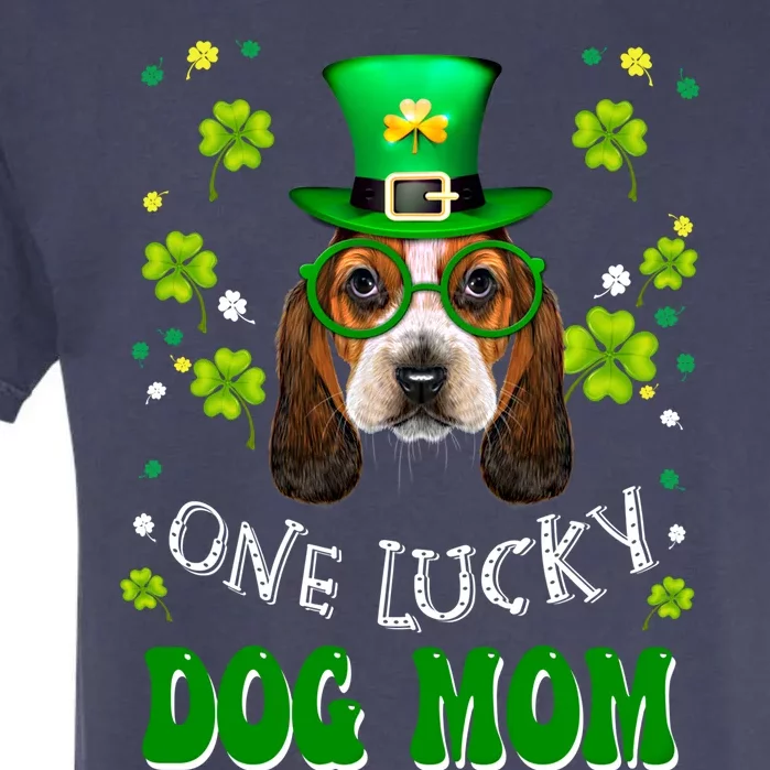 Basset Hound One Lucky Dog Mom Funny Dogs St Patrick's Day Cute Gift Garment-Dyed Heavyweight T-Shirt