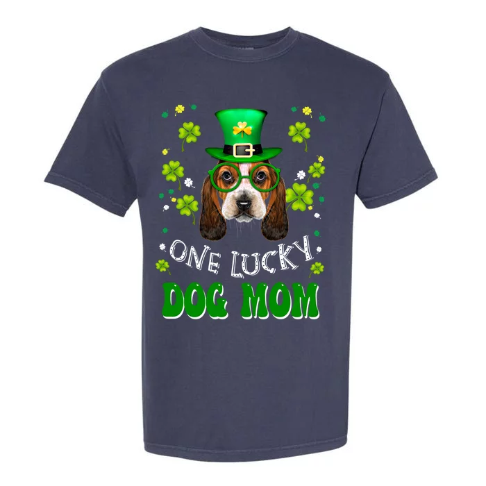 Basset Hound One Lucky Dog Mom Funny Dogs St Patrick's Day Cute Gift Garment-Dyed Heavyweight T-Shirt