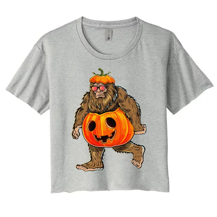 Bigfoot Halloween Pumpkin Halloween Bigfoot Gift Women's Crop Top Tee