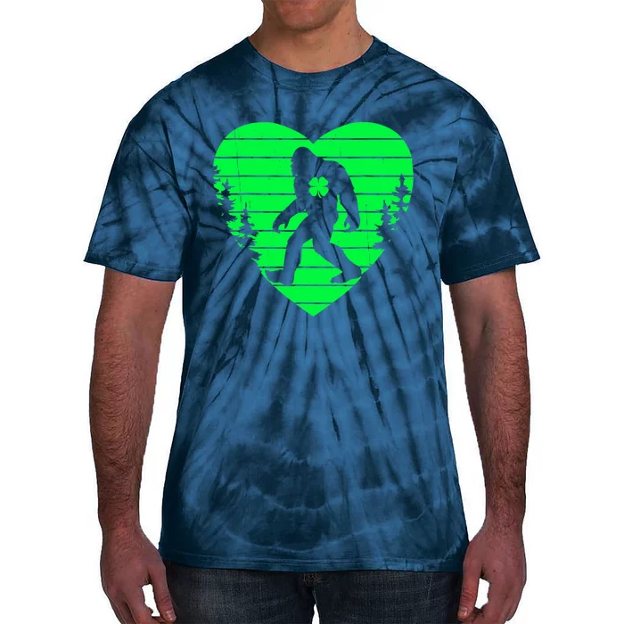 Bigfoot Heart Shamrock Day Boy Girl Love Sasquatch Irish Tie-Dye T-Shirt