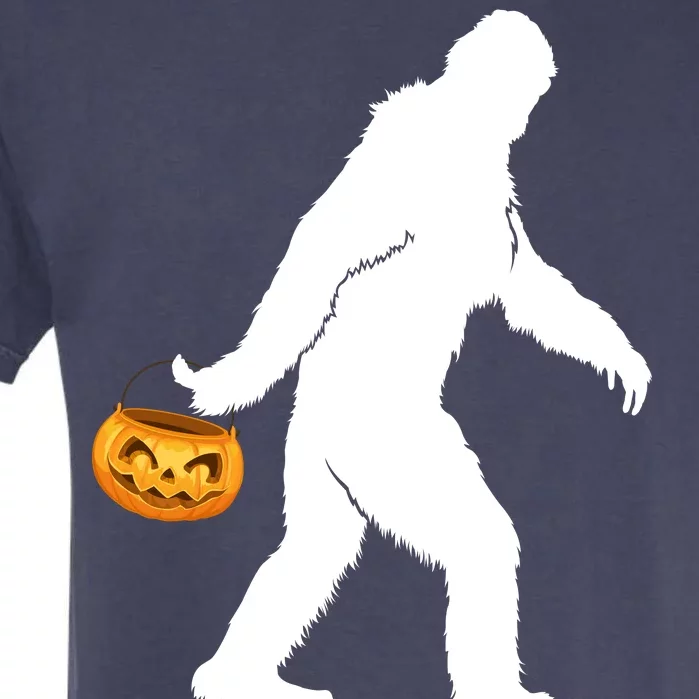 Bigfoot Sasquatch Halloween Pumpkin Garment-Dyed Heavyweight T-Shirt