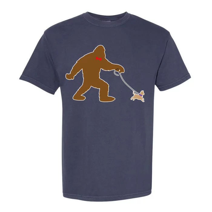 Bigfoot Walking Chihuahua Dog Garment-Dyed Heavyweight T-Shirt