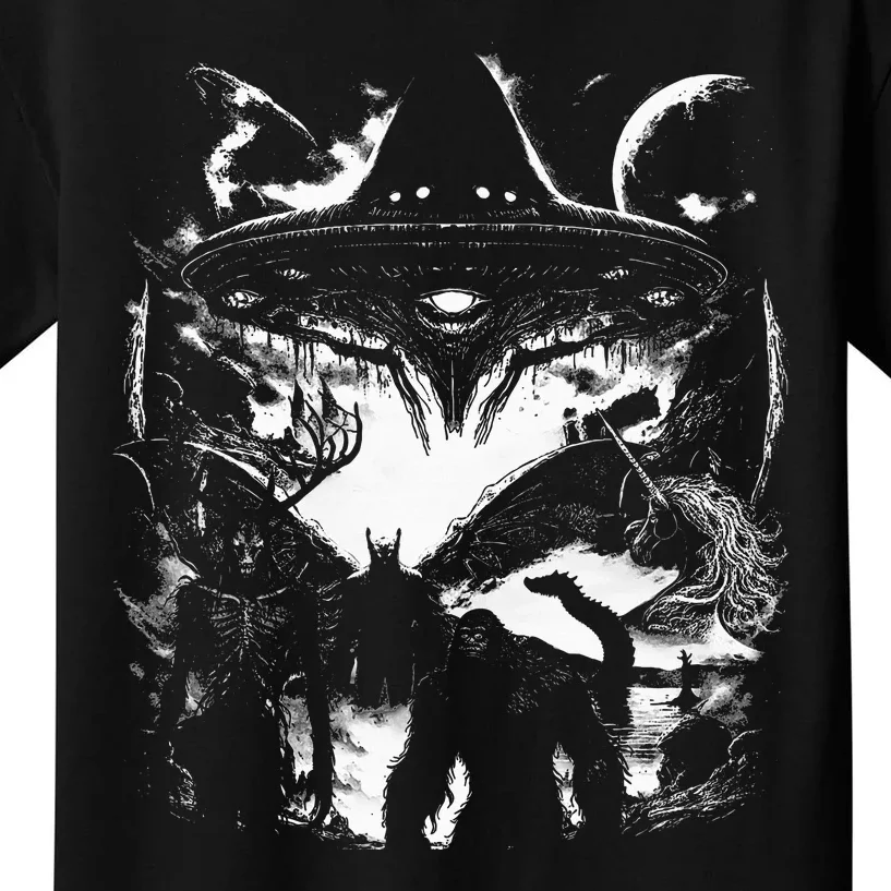 Bigfoot Loch Ness Monster Mothman Wendigo Alien Cryptid Kids T-Shirt