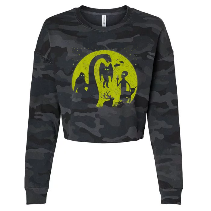 Bigfoot Loch Ness Monster And Mothman Ufos Chupacabra Alien Cropped Pullover Crew