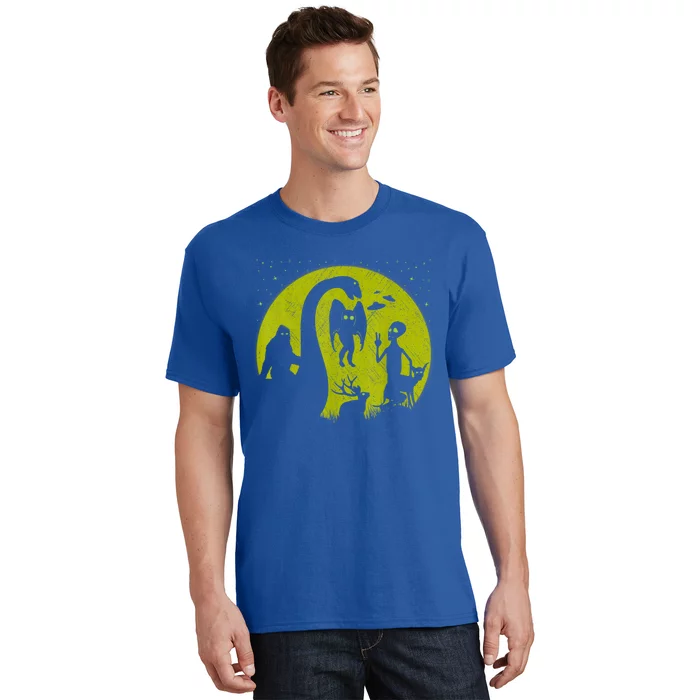 Bigfoot Loch Ness Monster And Mothman Ufos Chupacabra Alien T-Shirt