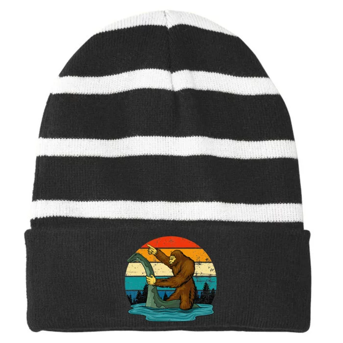 Bigfoot Lover Tee Retro Mythical Creatures Striped Beanie with Solid Band