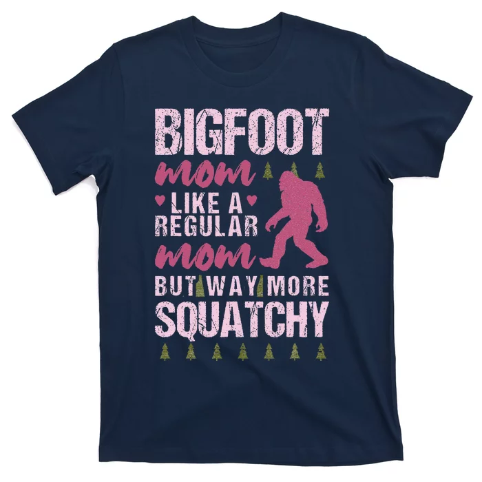 Bigfoot Mothers Day Mom Squatch Funny Sasquatch Distressed T-Shirt