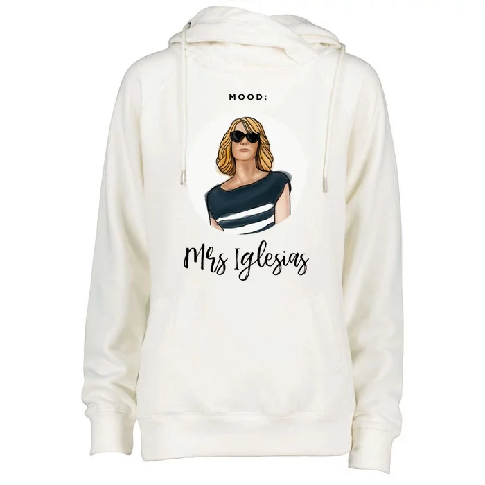 Bridesmaids Move Kristen Wiig Funny Mrs Iglesias Print Copy Womens Funnel Neck Pullover Hood