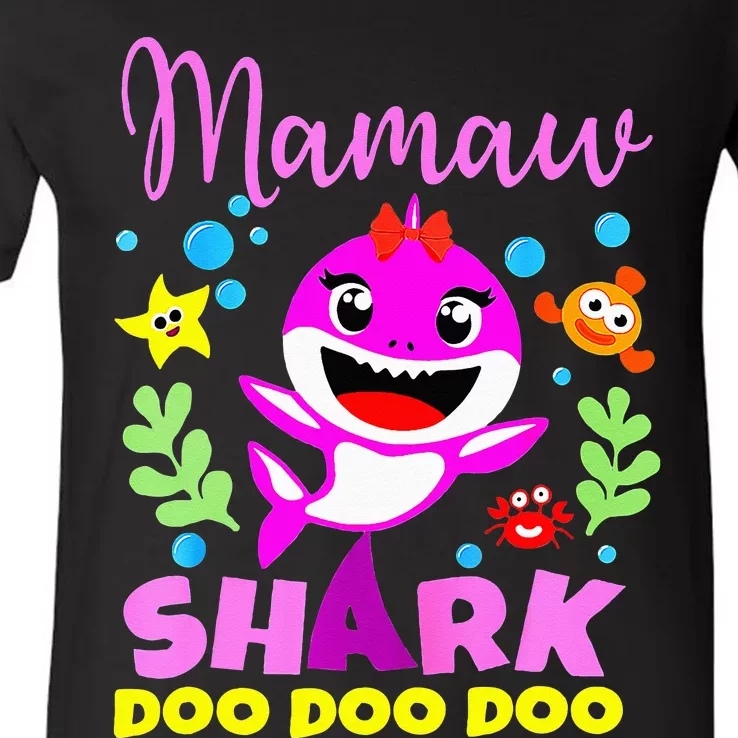 birthday mamaw s shark mamaw shark family mors day V-Neck T-Shirt