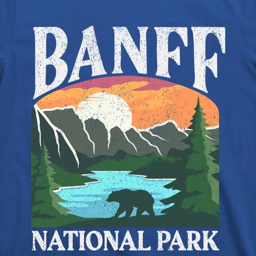 Banff National Park Lake Louise Rocky Mountains Canada Gift T-Shirt