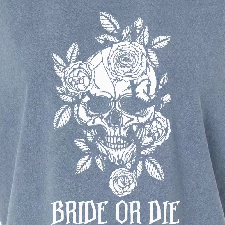 Bride Or Die Skull Halloween Themed Bachelorette Party Gift Garment-Dyed Women's Muscle Tee