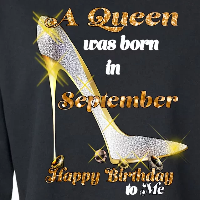 Born In August Birthday Queen Cropped Pullover Crew