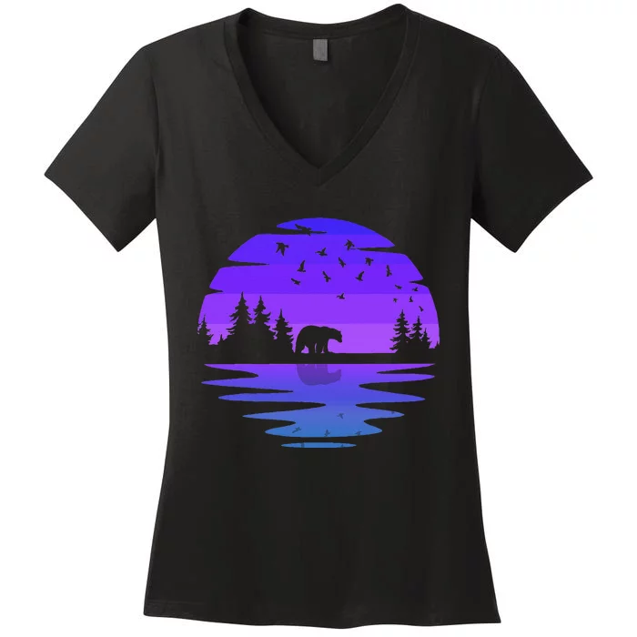 Birds Outdoors Wildlife Nature Animal Bear Forest Women's V-Neck T-Shirt