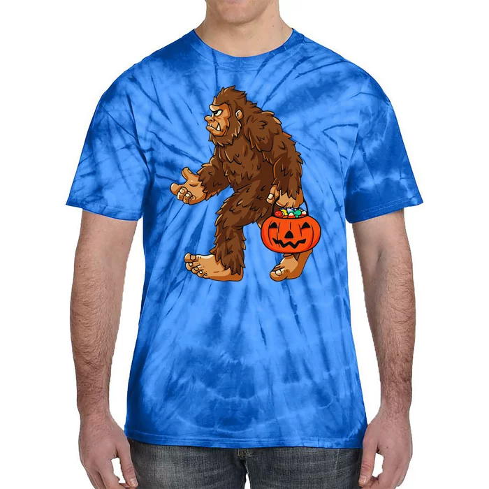 Bigfoot Pumpkin Candy Halloween Costume Sasquatch Lovers Tie-Dye T-Shirt