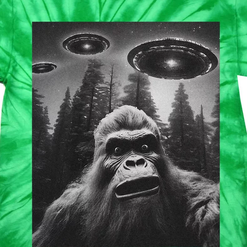 Bigfoot Sasquatch Alien Ufo Tie-Dye T-Shirt