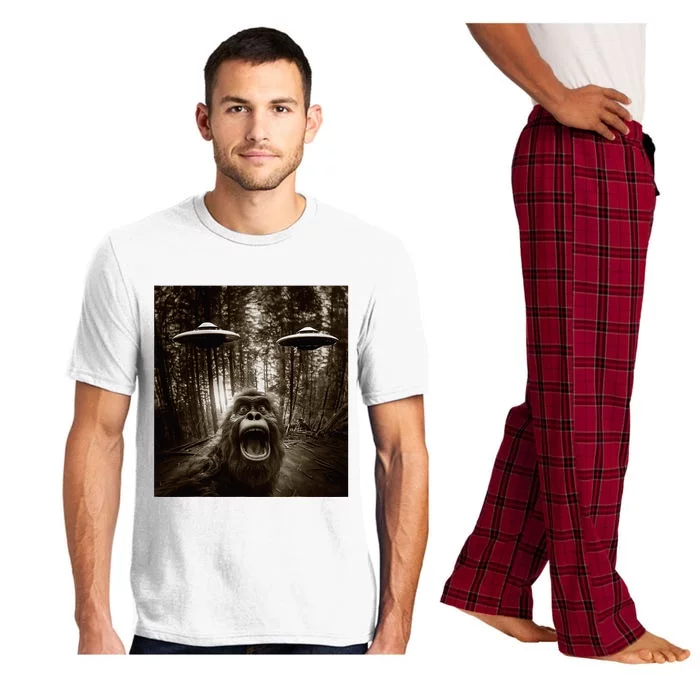 Bigfoot Sasquatch Alien Ufo Pajama Set