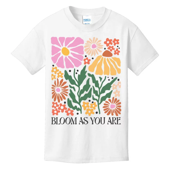 Boho Summer Flower Botanical Nature Lover Floral Wildflower Kids T-Shirt