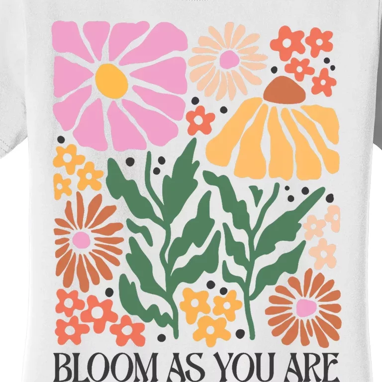 Boho Summer Flower Botanical Nature Lover Floral Wildflower Women's T-Shirt