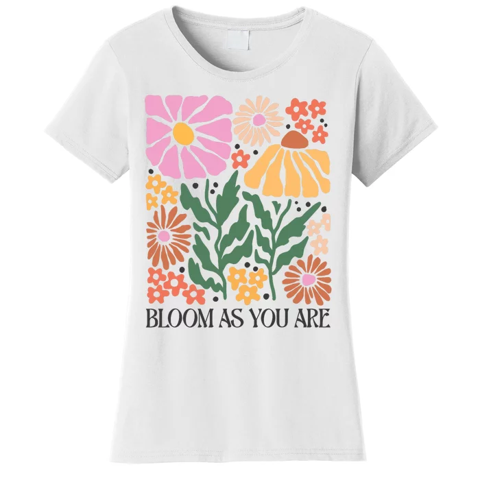 Boho Summer Flower Botanical Nature Lover Floral Wildflower Women's T-Shirt