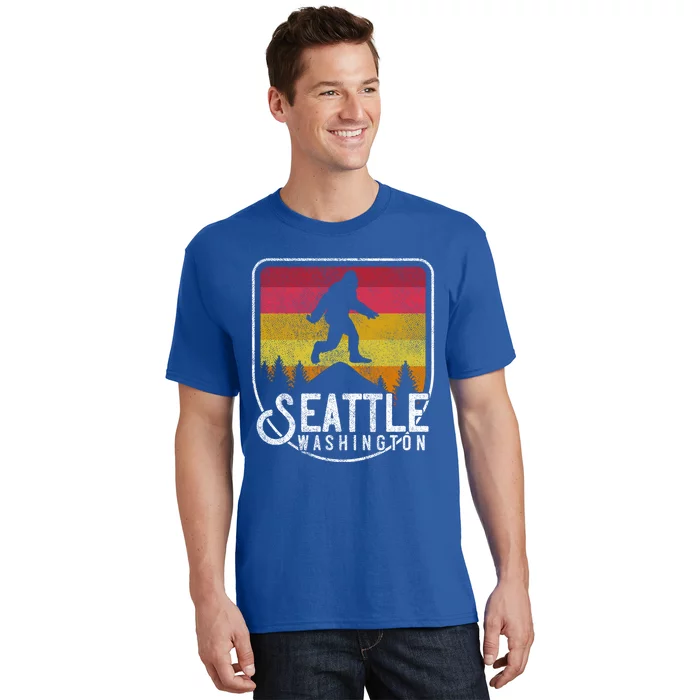 Bigfoot Sasquatch Seattle Washington Retro Hiking Outdoors Funny Gift T-Shirt