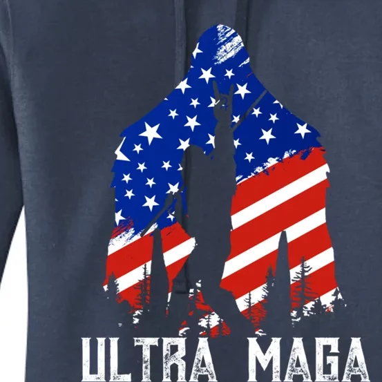 Bigfoot Ultra Maga Usa Flag For Sasquatch Trump Lover 2024 Gift Women's Pullover Hoodie