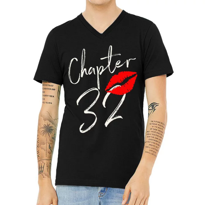 Chapter 32 Years 32nd Happy Birthday Lips V-Neck T-Shirt