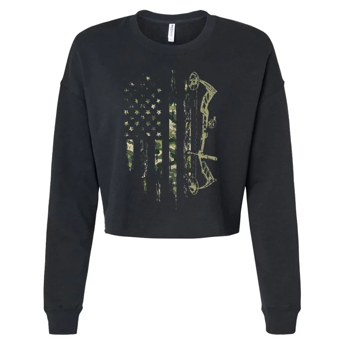 Camo American Flag Bowhunting Bow Archery Deer Hunting Gift Cropped Pullover Crew