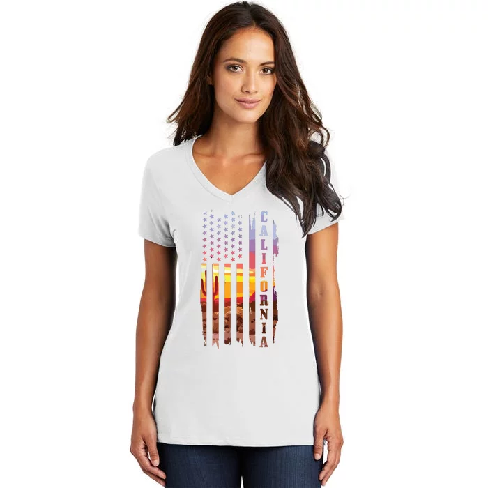 California American Flag Usa Pride Cactus Patriotic Gift Women's V-Neck T-Shirt