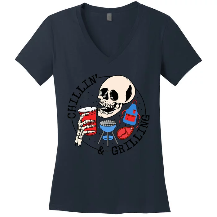 Chillin And Grilling Dad Fathers Day Skeleton Skull Summer Women's V-Neck T-Shirt