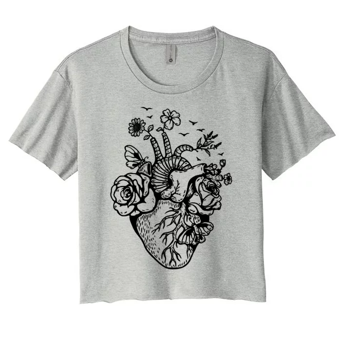 Cute Anatomical Heart Cardiac Nurse Student Gift Women's Crop Top Tee