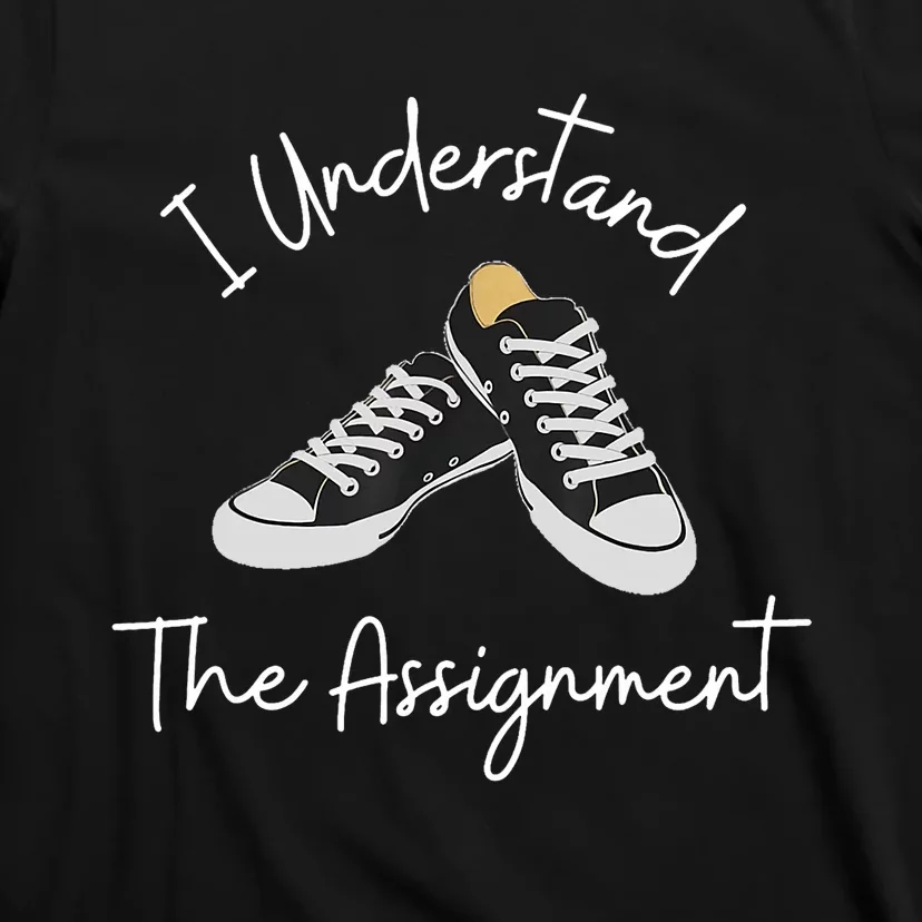 Chucks And Pearls Election 2024 I Understand The Assignment T-Shirt