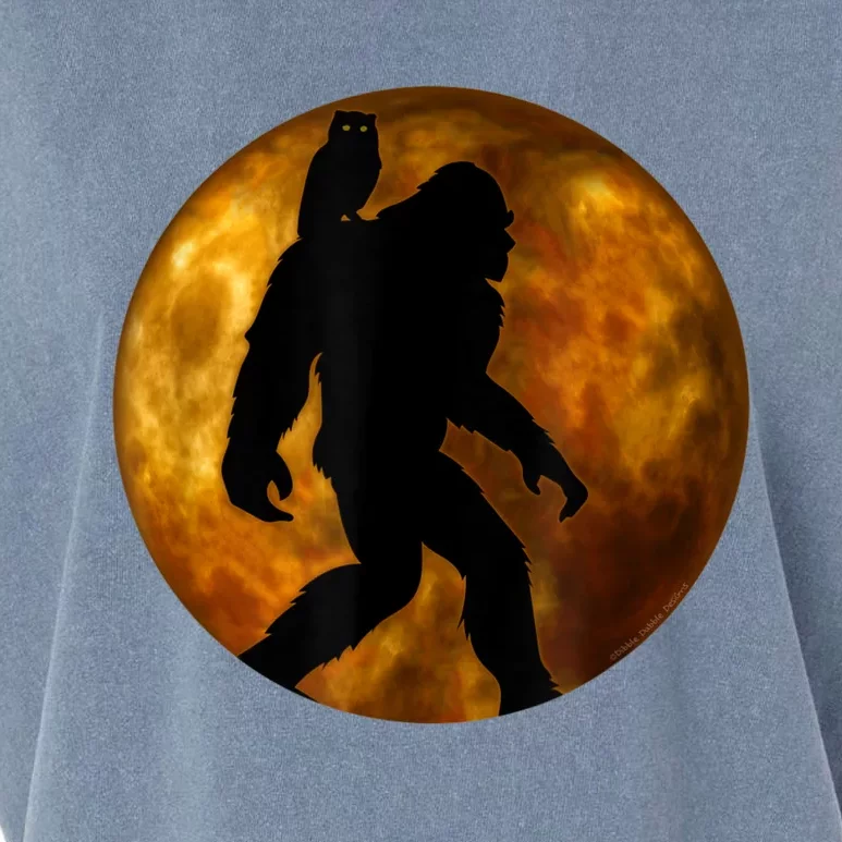 Cool Bigfoot Lovers Design With Full Moon Bigfoot Garment-Dyed Women's Muscle Tee