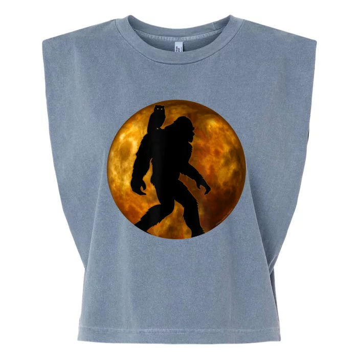 Cool Bigfoot Lovers Design With Full Moon Bigfoot Garment-Dyed Women's Muscle Tee