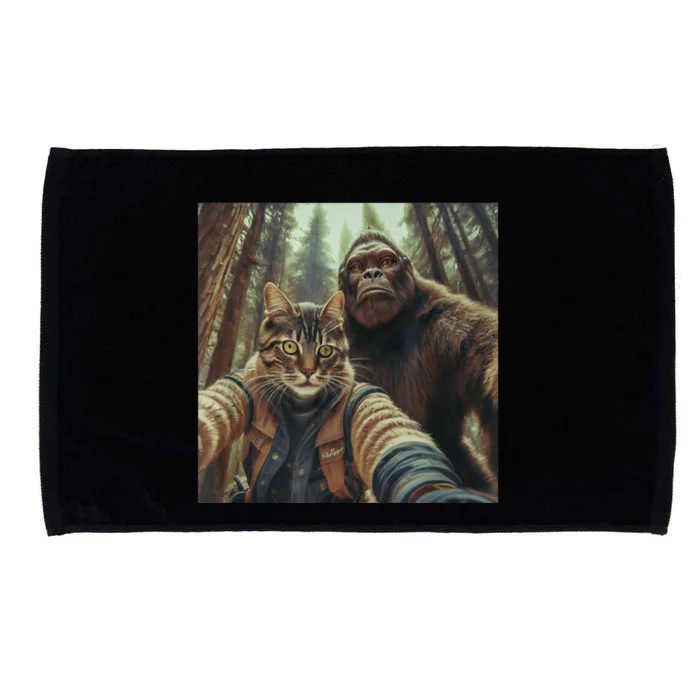 Cat Bigfoot Sasquatch Selfie Photo Funny Retro Classic Humor Microfiber Hand Towel