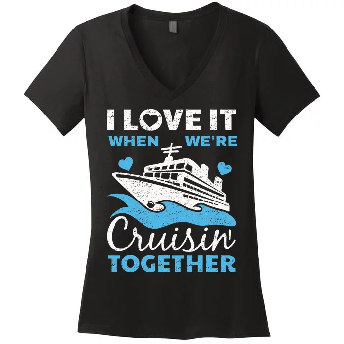 Cool Cruise Art Cruise Ship Couple Family Vacation Women's V-Neck T-Shirt