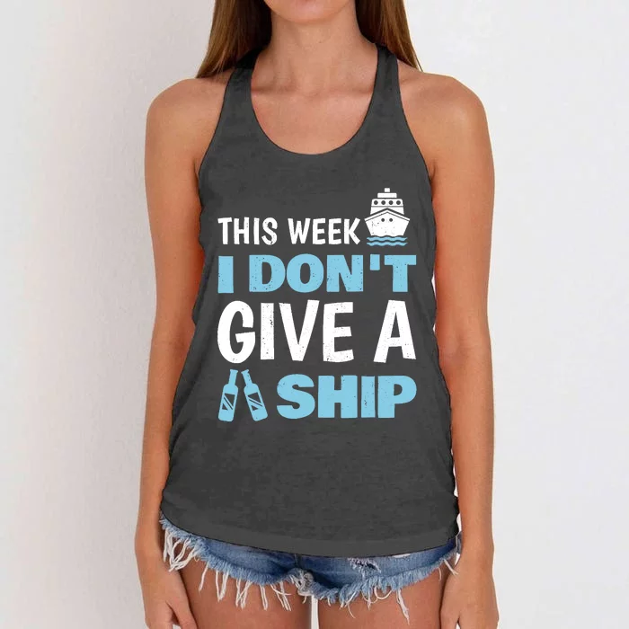 Cool Cruise Art Wo Cruise Vacation Cruise Ship Couple Women's Knotted Racerback Tank