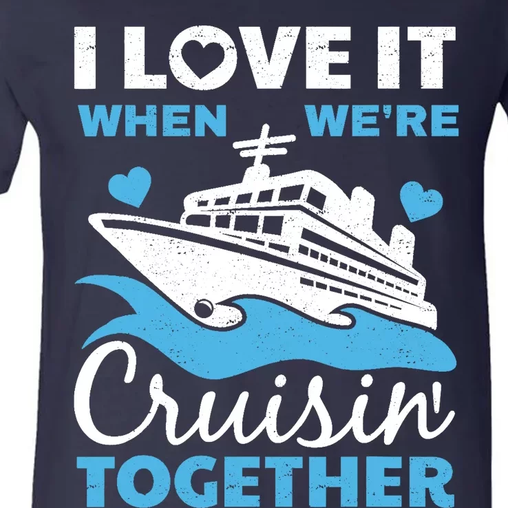 Cool Cruise Art Cruise Ship Couple Family Vacation V-Neck T-Shirt