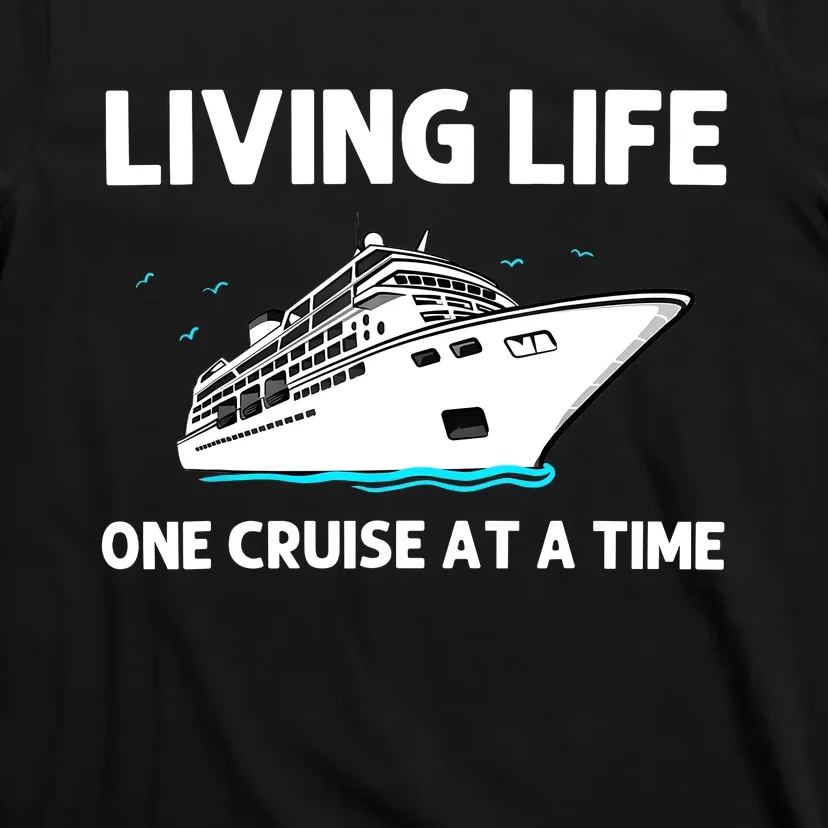 Cool Cruise Cruising Family Vacation Lovers T-Shirt