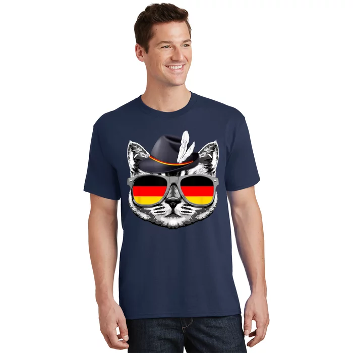 Cute Cat German Flag Oktoberfest Pride Germany Festival T-Shirt