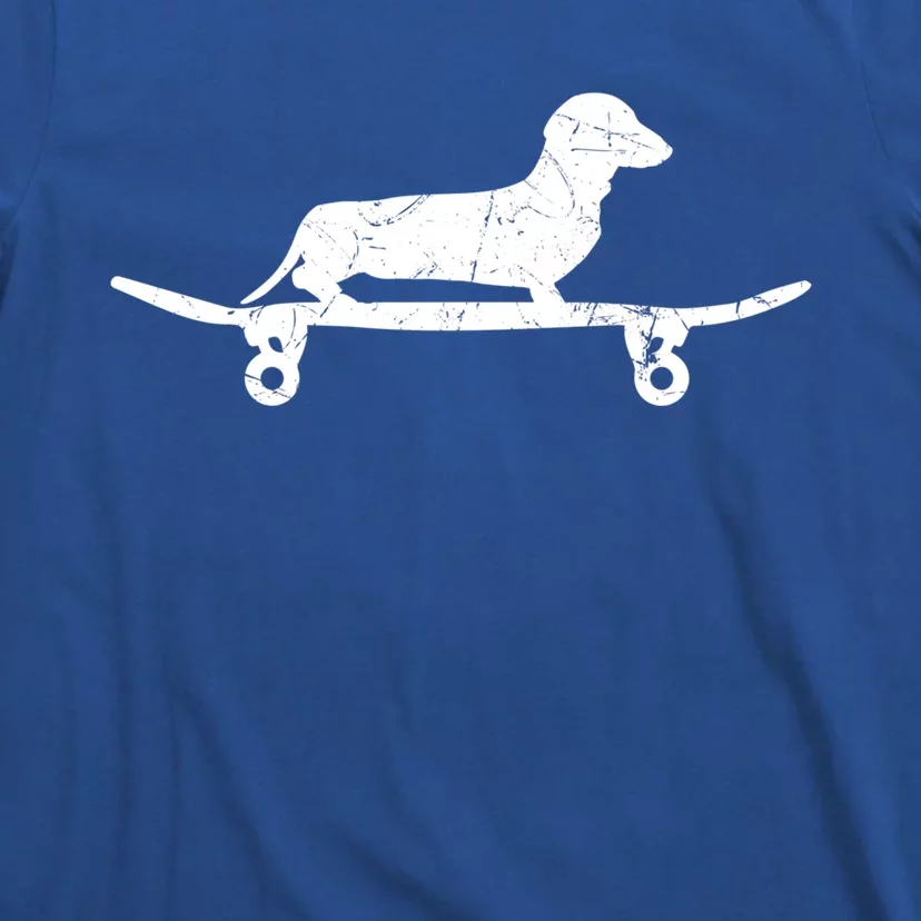 Cool Dachshund Skateboard Sausage Dog Lover Gift T-Shirt