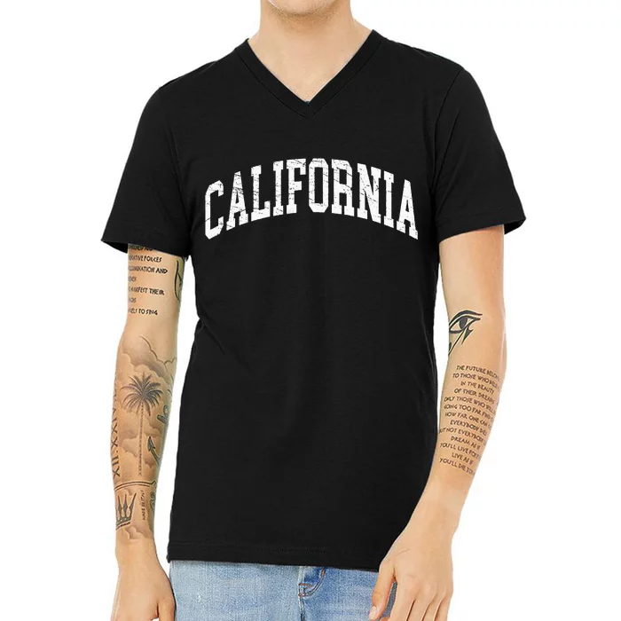 California Est 1850 Distressed Worn Design Classic V-Neck T-Shirt