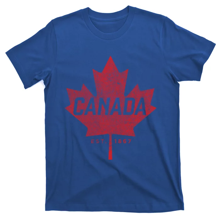 Canada Est 1867 Vintage Faded Canada Maple Leaf Funny Gift T-Shirt