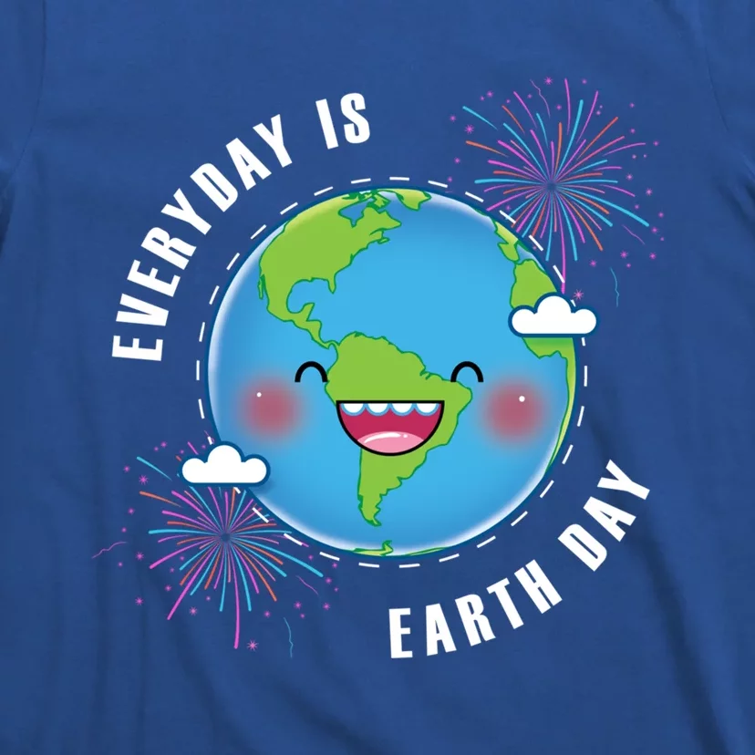 Cute Everyday Is Earth Day Climate Change Awareness Gift T-Shirt