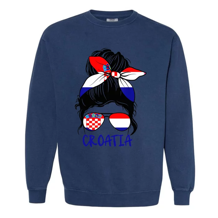 Croatian Girl Croatian Woman Proud Croatia Flag Hrvatska Garment-Dyed Sweatshirt