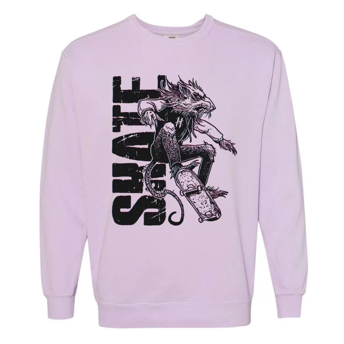 Cool Grunge Distressed Skateboarding Rat Mouse Garment-Dyed Sweatshirt