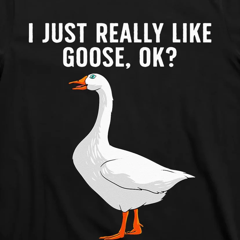 Cute Goose For Men Women Waterfowl Bird Goose Lover T-Shirt