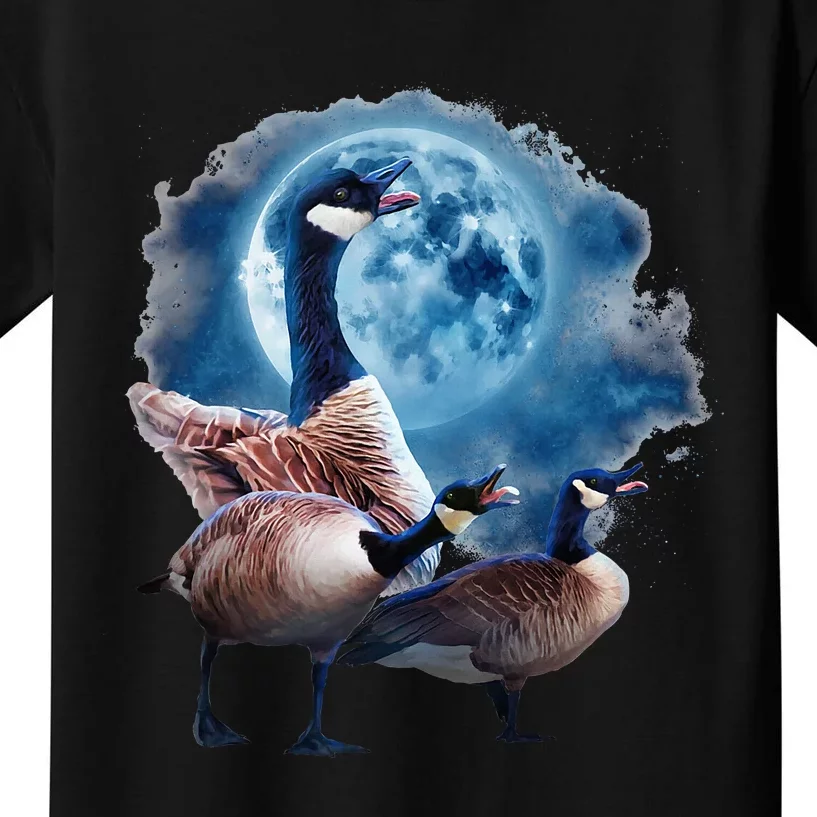 Canadian Goose Howling At The Moon Silly Goose Kids T-Shirt