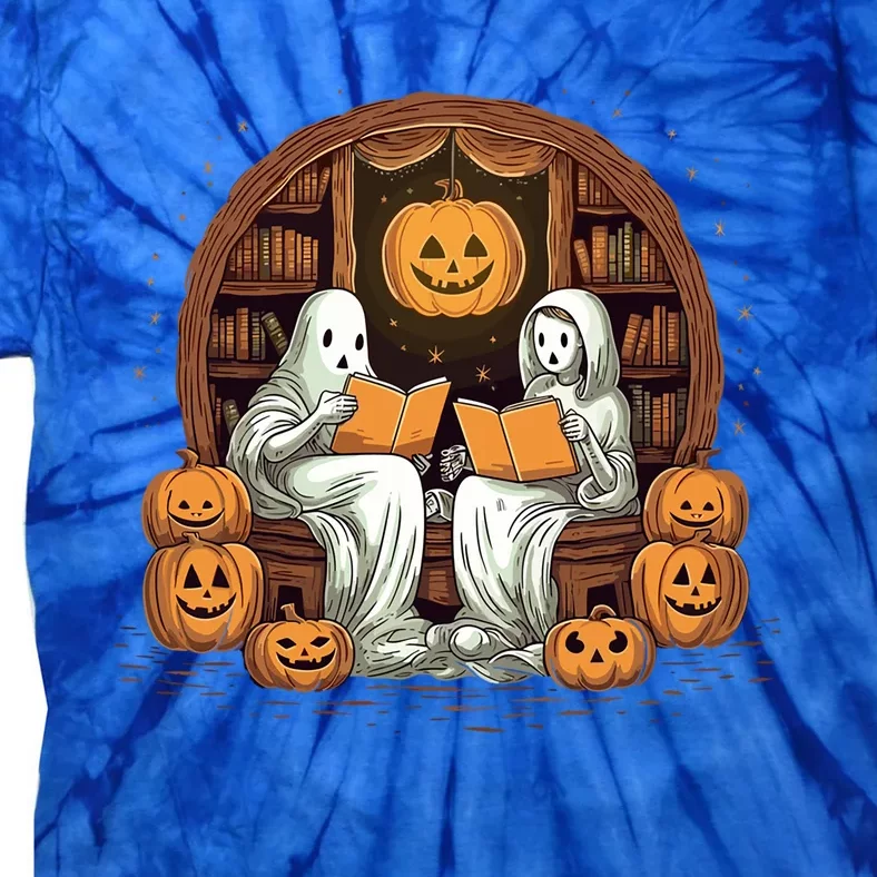 Cute Ghost Reading Books Halloween Librarian Book Gift Tie-Dye T-Shirt